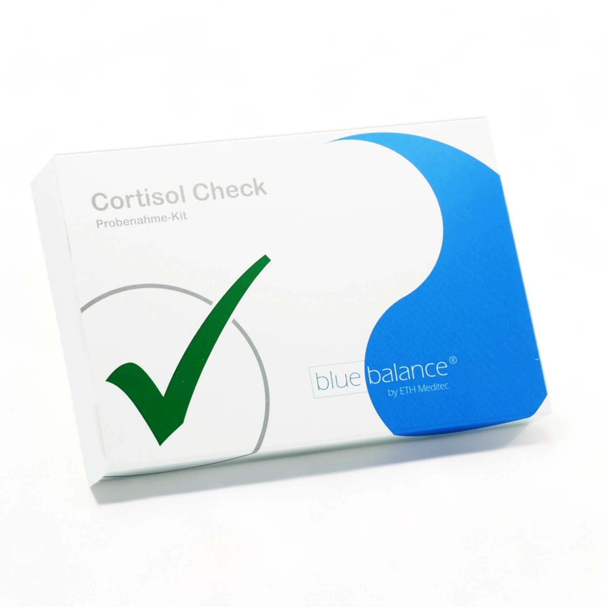 blue balance® - Cortisoltest- Speicheltest zur einfachen Messung Ihres Cortisolspiegels von ETH Meditec präsentiert mit weißem Hintergrund